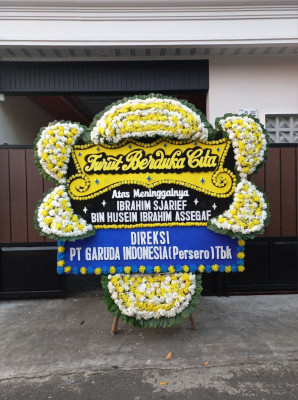 Papan Bunga Duka di Satria